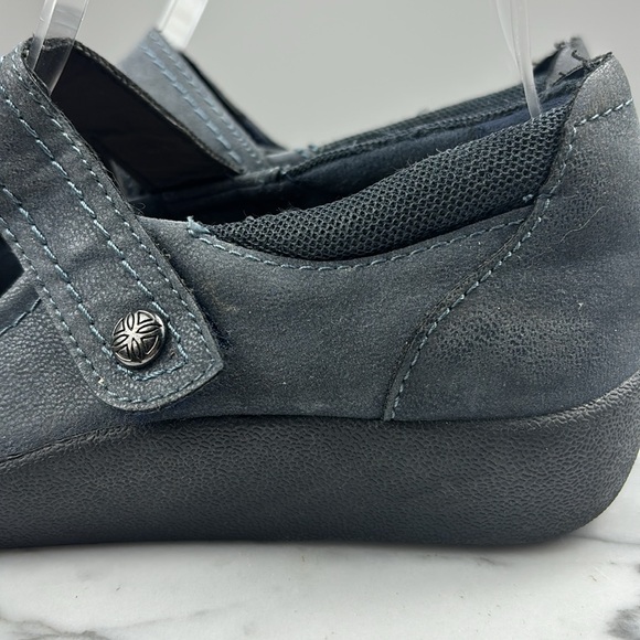 CLOUD EASE EARTH SPIRIT size 8 - Picture 5 of 8